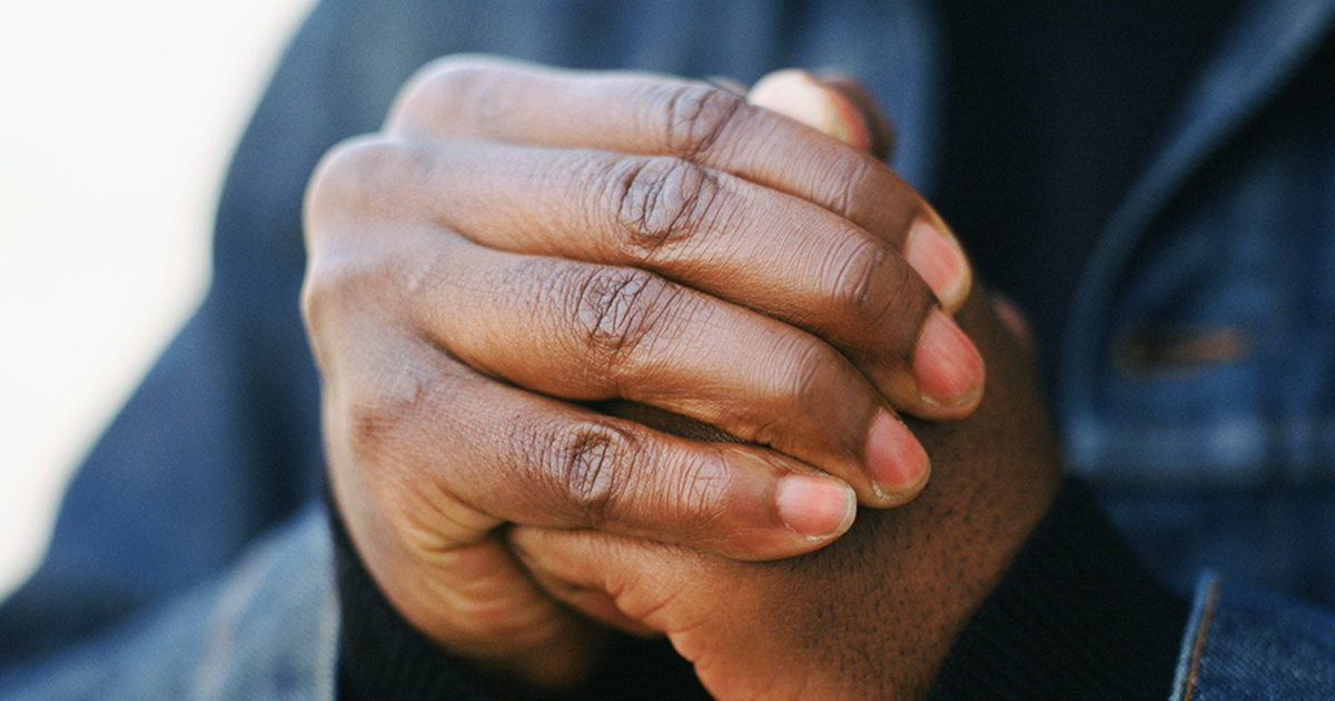 Ask A Doctor Is Cracking Your Knuckles Bad Cedars Sinai